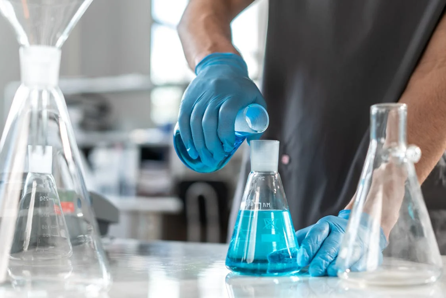 Epoxy Repair Kits: When to Repair vs Replace Lab Work Surfaces
